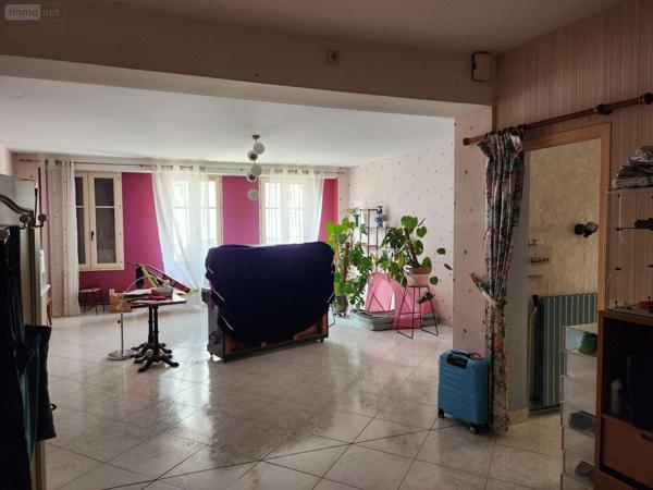 Maison à vendre à La Flèche dans la Sarthe (72200), ref : 1244