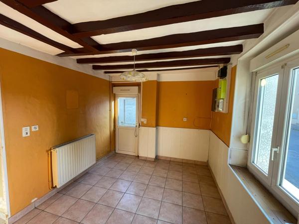 Maison à NOYEN-SUR-SARTHE, 72430 - 4 pièces 106m²