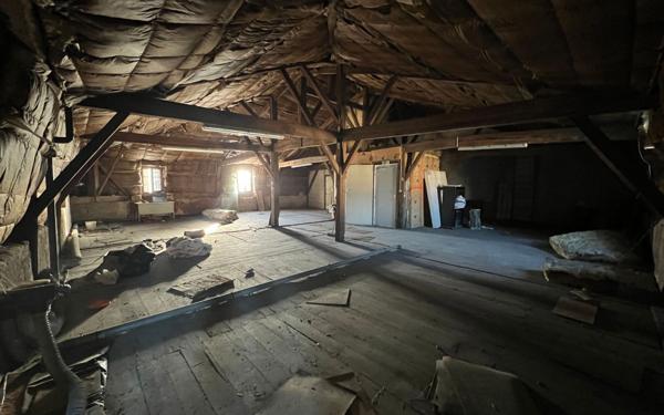 Maison à vendre    7 pièces •  Roquefort