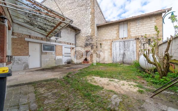 Maison à vendre    5 pièces • 104,19 m2 Nogent-l'Abbesse