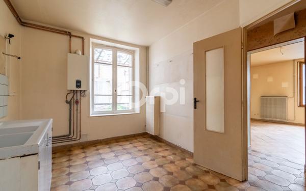 Maison à vendre    5 pièces • 104,19 m2 Nogent-l'Abbesse