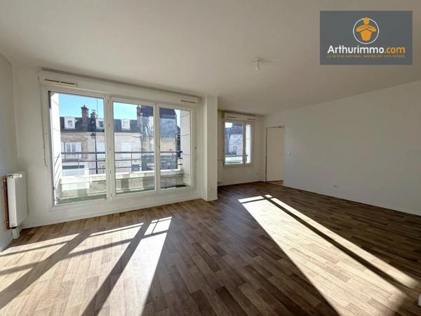 Vente                                                      Appartement
                        
                     2 pièces                      60 m2                     à Compiègne