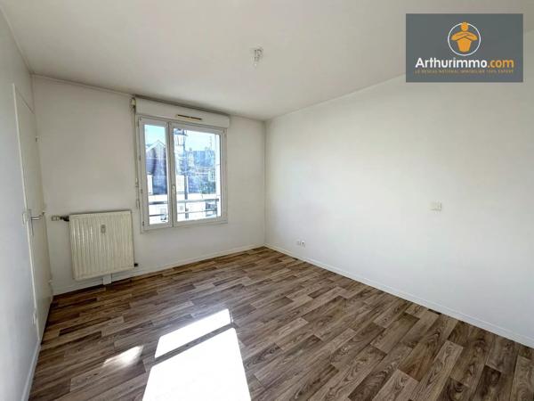 Vente                                                      Appartement
                        
                     2 pièces                      60 m2                     à Compiègne