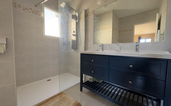 Maison à vendre    9 pièces •  Poulx