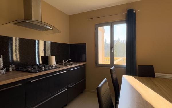 Maison à vendre    9 pièces •  Poulx