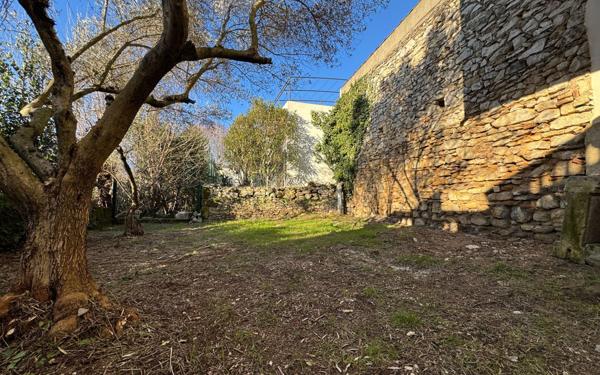 Maison à vendre    9 pièces •  Poulx