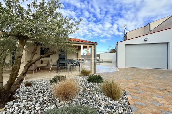 Châtelaillon-Plage (17340) Les Boucholeurs - Maison de plain-pied entièrement rénovée, exposée Sud avec piscine et garage