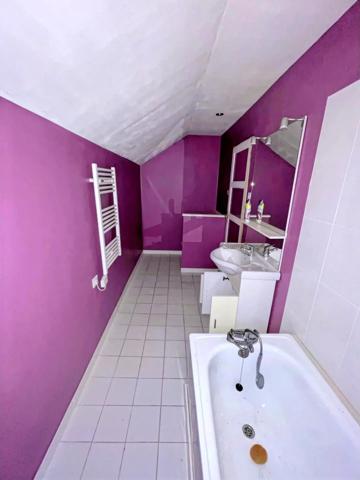 Vente                                                      Maison
                        
                     10 pièces                      183 m2                     à Senones