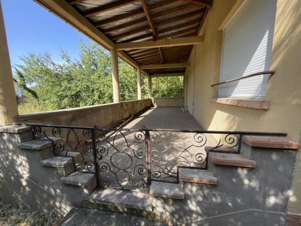 Vente                                                      Maison
                        
                     10 pièces                      183 m2                     à Senones