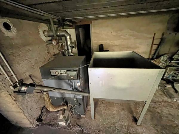 Vente                                                      Maison
                        
                     10 pièces                      183 m2                     à Senones