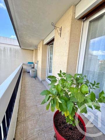 Appartement F3 à vendre  3 pièces - 70,25 m2 LIVRY GARGAN - 93