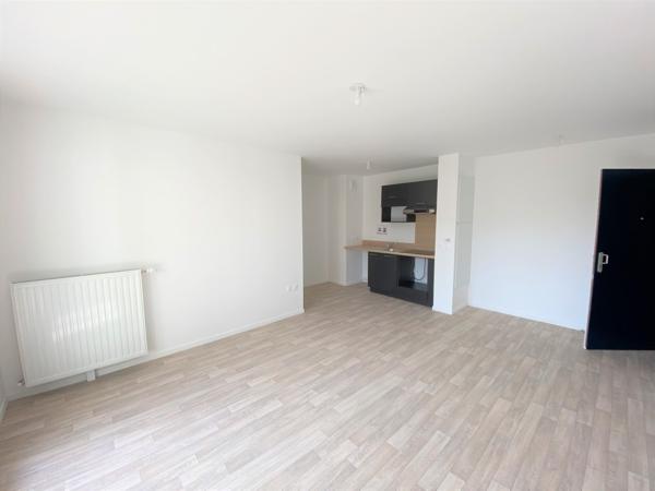 Appartement Corbeil-Essonnes 57.9 m²