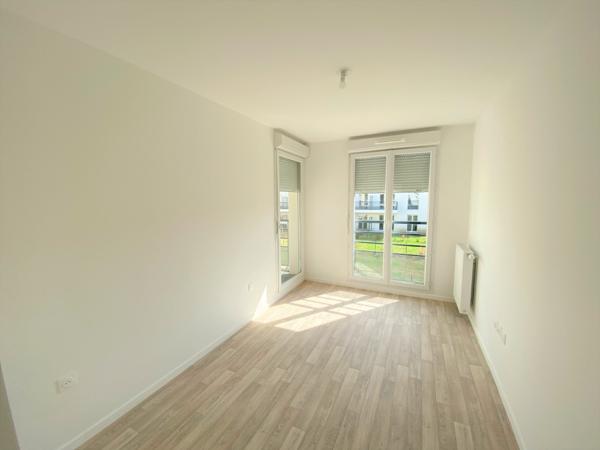 Appartement Corbeil-Essonnes 57.9 m²