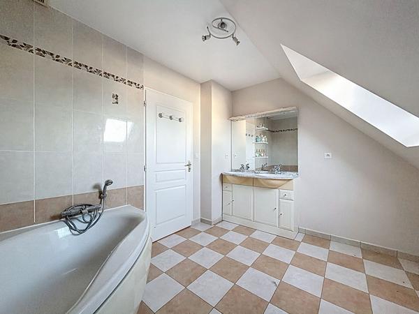 Maison Brissac Quincé 6 pièces 136 m2