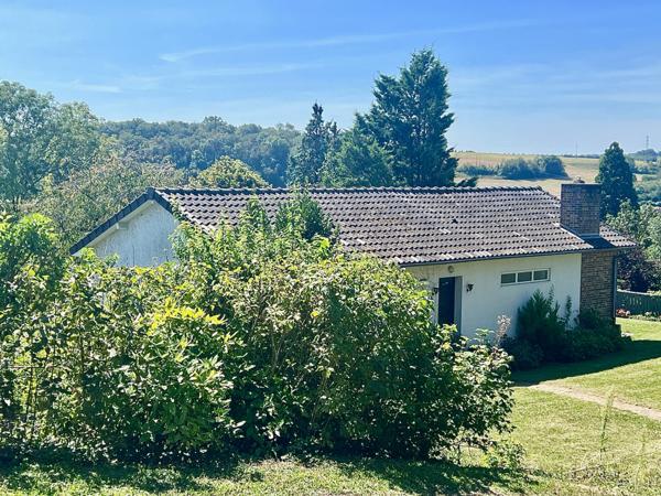 Ableiges-Maison familiale avec grand terrain