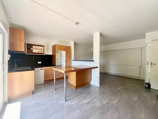 Ableiges-Maison familiale avec grand terrain