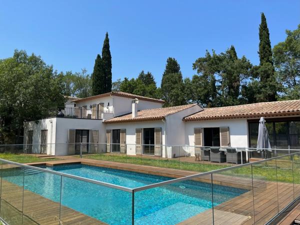 Mougins Peyriere : Très jolie maison familiale, 4 chambres, piscine