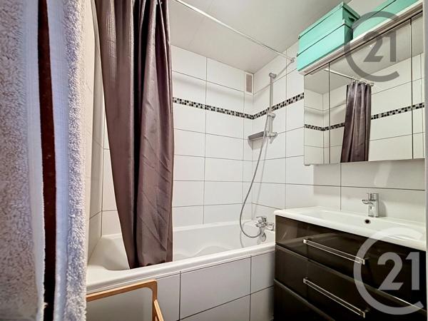 Appartement F2 à vendre  2 pièces - 44,83 m 2   REIMS  - 51