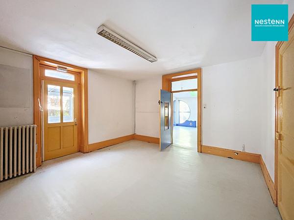 Maison Montbrison 12 pièce(s) 200 m² - Investisseurs / familles : grande bâtisse à rénover, proche centre-ville