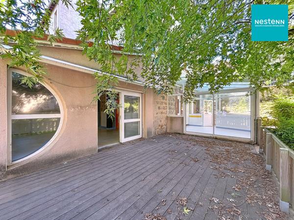 Maison Montbrison 12 pièce(s) 200 m² - Investisseurs / familles : grande bâtisse à rénover, proche centre-ville