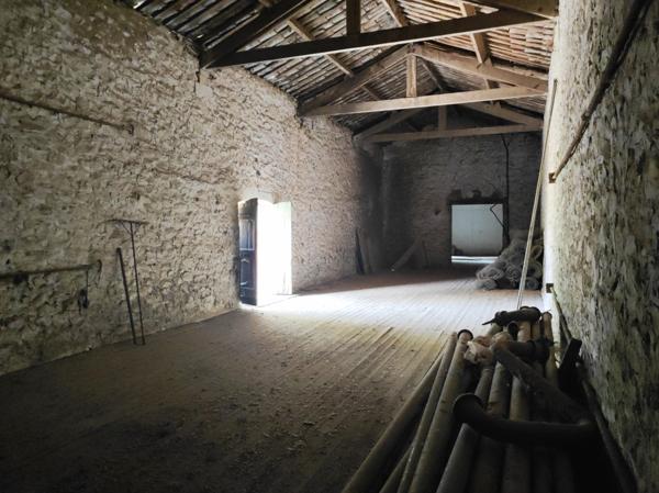 Ribaute-les-Tavernes (30720) Ribaute-les-Tavernes – Propriété de charme avec gîte, studio, piscine