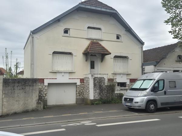 À vendre - Maison ancienne, 6 pièces située à Tours (37100)