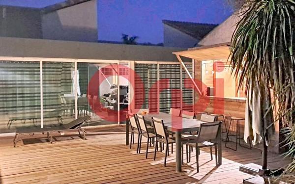 Maison à vendre    6 pièces • 320 m2 Bompas