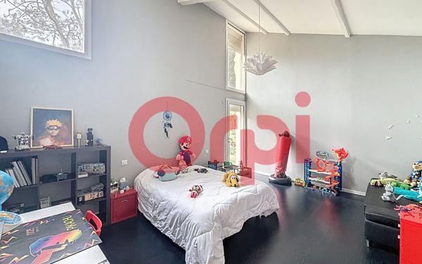 Maison à vendre    6 pièces • 320 m2 Bompas