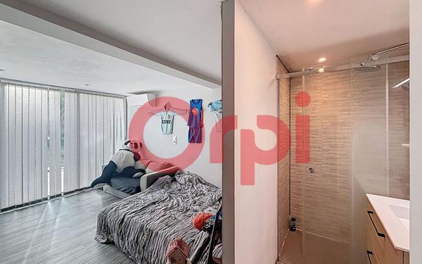Maison à vendre    6 pièces • 320 m2 Bompas