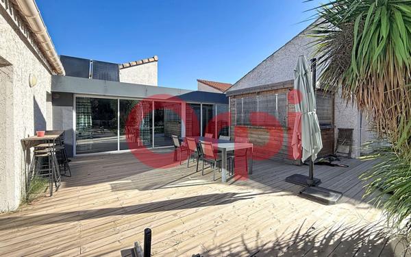 Maison à vendre    6 pièces • 320 m2 Bompas