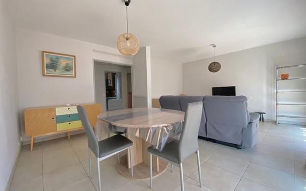 Appartement à vendre    3 pièces • 74,32 m2 Perpignan