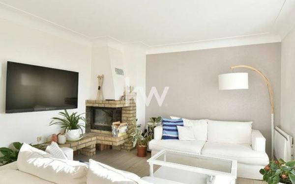 Maison à vendre    8 pièces •  Villeneuve-sur-Lot