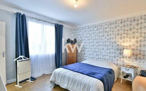 Maison à vendre    8 pièces •  Villeneuve-sur-Lot