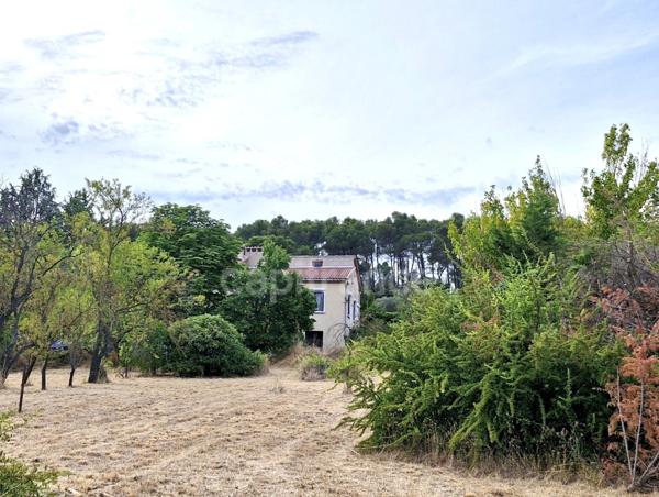 Maison à vendre 5 pièces sur plus de 3 000 m2 à BOUC BEL AIR (13320)