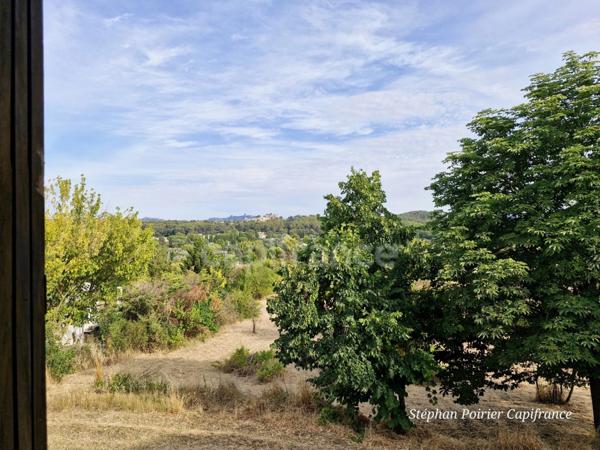 Maison à vendre 5 pièces sur plus de 3 000 m2 à BOUC BEL AIR (13320)