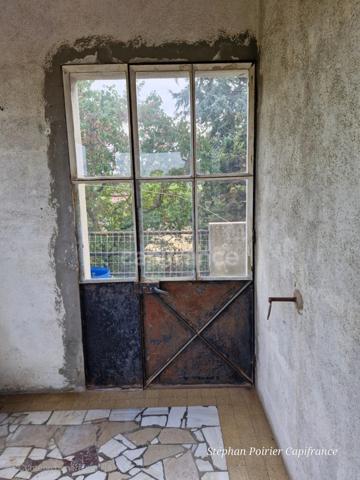 Maison à vendre 5 pièces sur plus de 3 000 m2 à BOUC BEL AIR (13320)