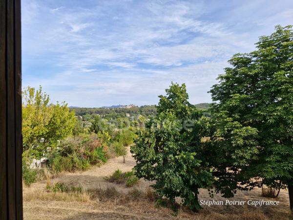 Maison à vendre 5 pièces sur plus de 3 000 m2 à BOUC BEL AIR (13320)