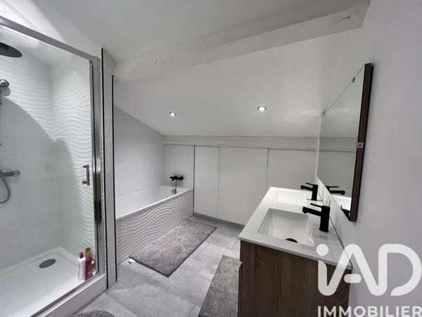 Maison à vendre 6 pièces 165,12 m² Saint-Germain-Laval