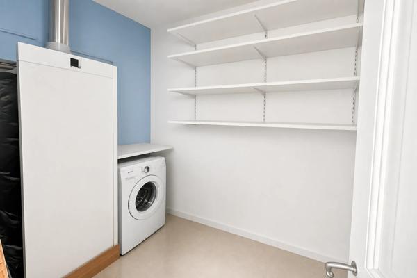 Appartement
         7 pièces
        - 147 m² Exclusivité 460 000 € *
