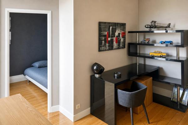 Appartement
         7 pièces
        - 147 m² Exclusivité 460 000 € *