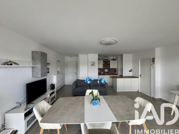 Location appartement 3 pièces 69 m² Louvres