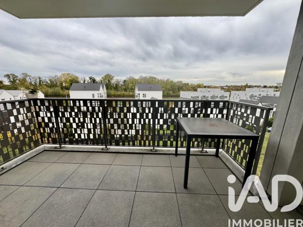 Location appartement 3 pièces 69 m² Louvres
