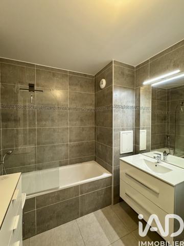 Location appartement 3 pièces 69 m² Louvres