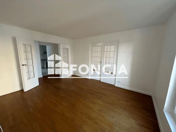 Location Appartement 3 pièces 54.62 m² - 23 RUE LA FONTAINE Paris 75016