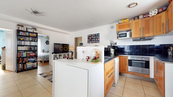 Vente
                Appartement64,74 m² - 3 Pièces -
                    SAINT REMY LES CHEVREUSE (78470)