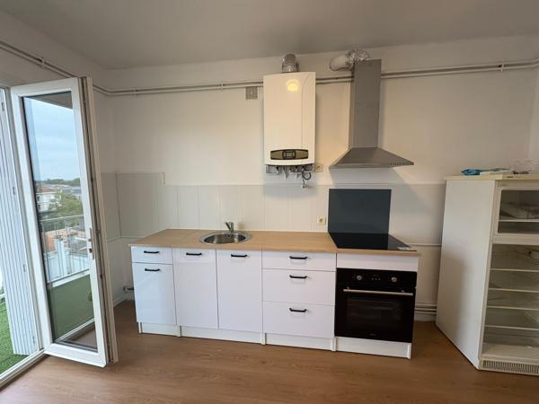 APPARTEMENT T3 AVEC BALCON