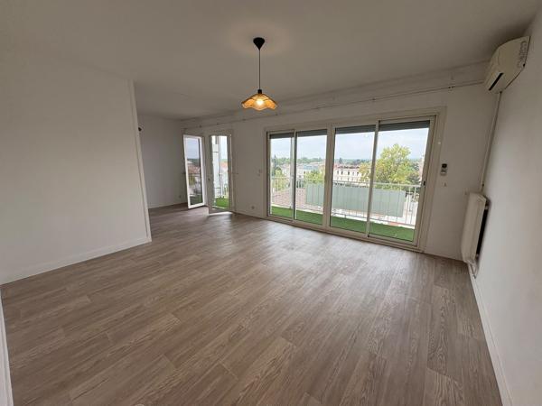 APPARTEMENT T3 AVEC BALCON