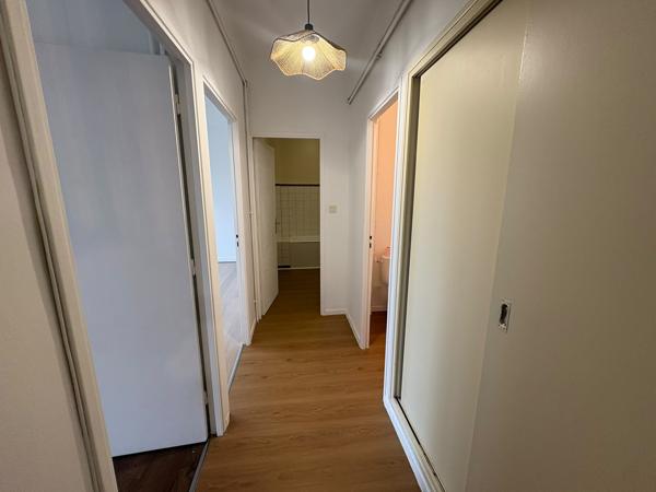 APPARTEMENT T3 AVEC BALCON