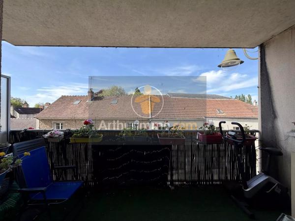 Vente                                                      Appartement
                        
                     3 pièces                      61 m2                     à La Ferté-Gaucher
