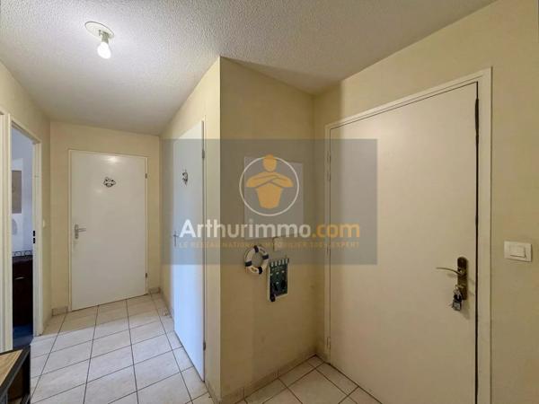 Vente                                                      Appartement
                        
                     3 pièces                      61 m2                     à La Ferté-Gaucher